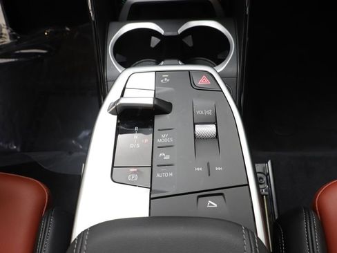 Certified 2025 BMW X1 M35i AWD/4WD image 12