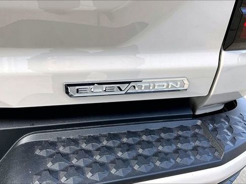New 2026 GMC Canyon Elevation w/ Convenience Package RWD image 8