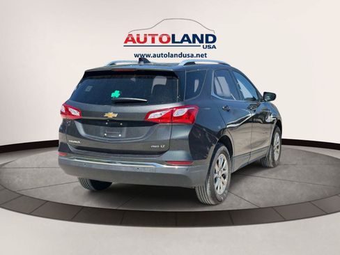 Used 2019 Chevrolet Equinox LT w/ Sun & Navigation Package AWD/4WD image 3
