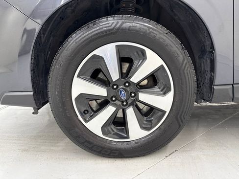 Used 2018 Subaru Forester 2.5i Limited image 9