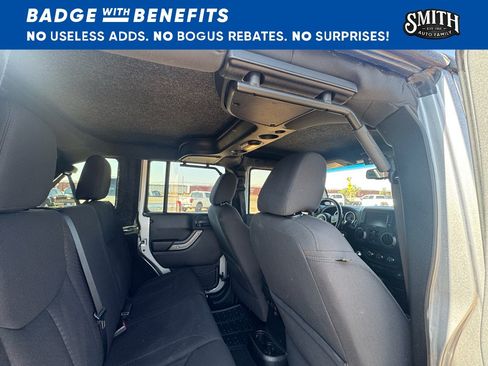 Used 2017 Jeep Wrangler Unlimited Sport w/ Quick Order Package 23S AWD/4WD image 18
