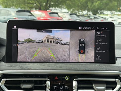 Certified 2025 BMW X4 xDrive30i w/ Premium Package AWD/4WD image 6