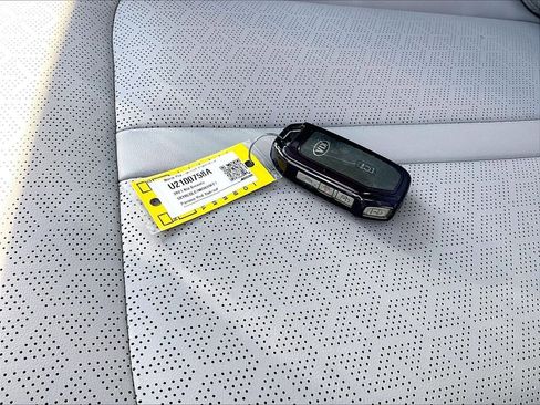 Used 2021 Kia Sorento S image 31