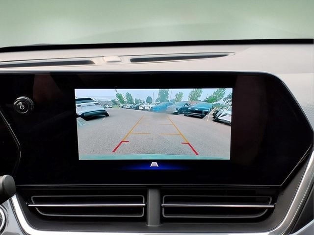 Used 2025 Chevrolet Trax ACTIV w/ Sunroof Package FWD image 20