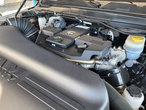 Used 2020 RAM 2500 Tradesman AWD/4WD image 13