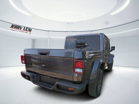 New 2026 Jeep Gladiator Sport image 3