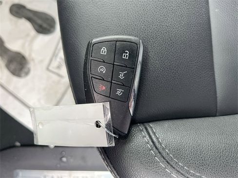 Used 2024 Chevrolet Tahoe LT w/ Luxury Package image 34