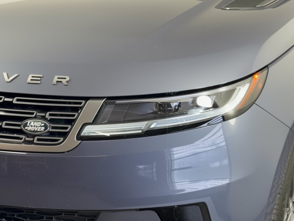 New 2027 Land Rover Range Rover Sport SE AWD/4WD image 12