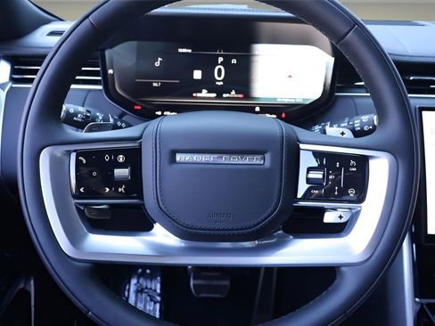 New 2026 Land Rover Range Rover Long Wheelbase SE image 19