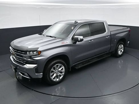 Used 2021 Chevrolet Silverado 1500 LTZ AWD/4WD image 36