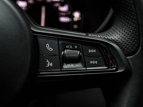 Used 2022 Alfa Romeo Giulia Ti RWD image 34