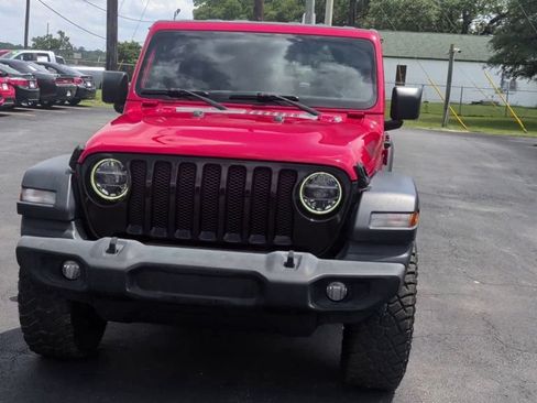 Used 2020 Jeep Wrangler Unlimited Sport AWD/4WD image 3