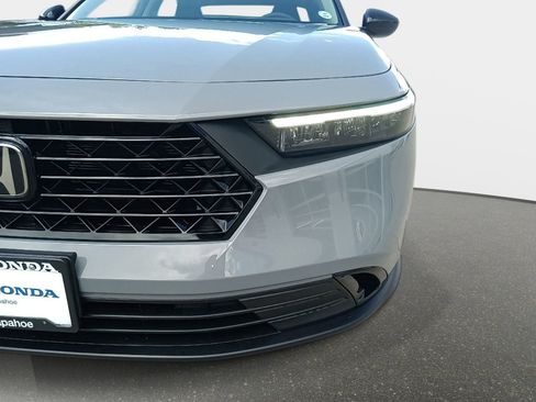 New 2025 Honda Accord SE image 30