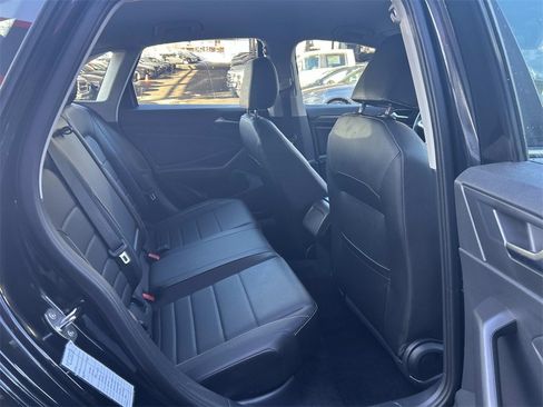 Used 2024 Volkswagen Jetta SE image 14