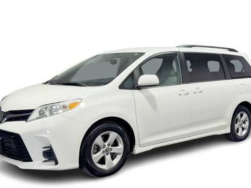 Used 2020 Toyota Sienna LE FWD image 5