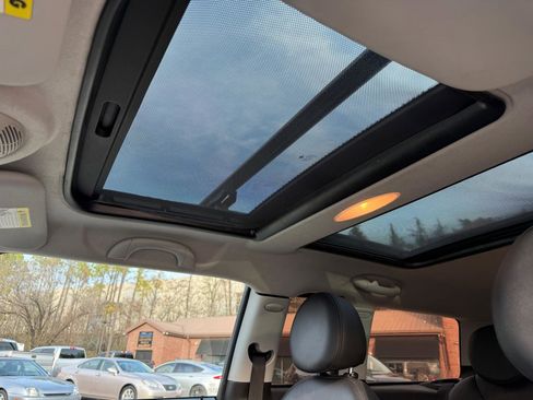 Used 2010 MINI Cooper Clubman S image 19