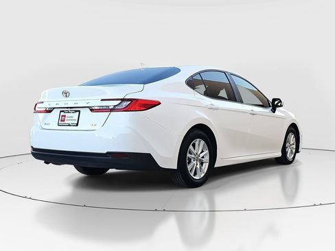 Certified 2025 Toyota Camry LE image 5