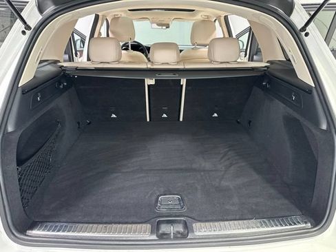 Used 2020 Mercedes-Benz GLC 300 4MATIC image 27