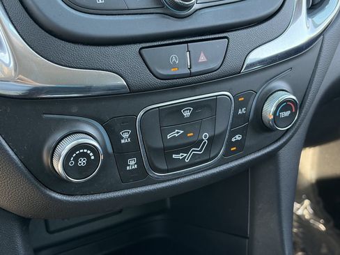 Used 2023 Chevrolet Equinox LT w/ LPO, Cargo Package FWD image 29