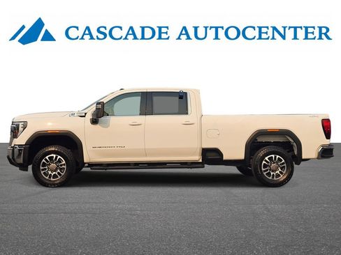 Certified 2024 GMC Sierra 3500 SLE w/ SLE Convenience Package AWD/4WD image 3