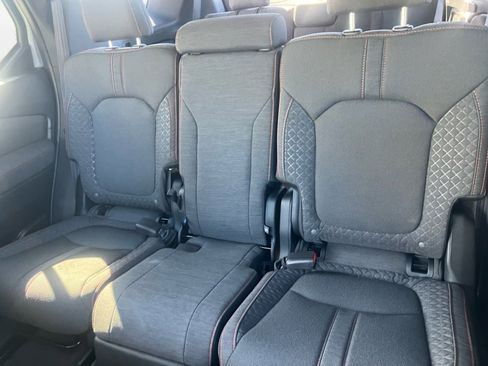 New 2026 Honda Pilot Sport image 12