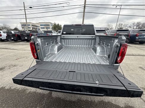 New 2026 GMC Sierra 1500 SLT w/ SLT Premium Package image 20