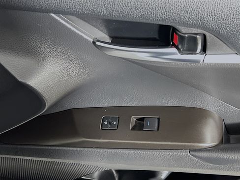 Used 2022 Toyota Camry LE FWD image 31