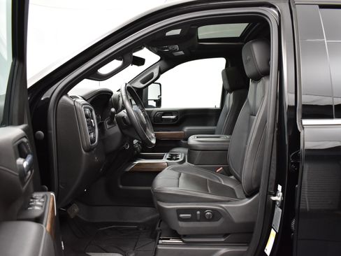 Used 2022 Chevrolet Silverado 3500 High Country image 8