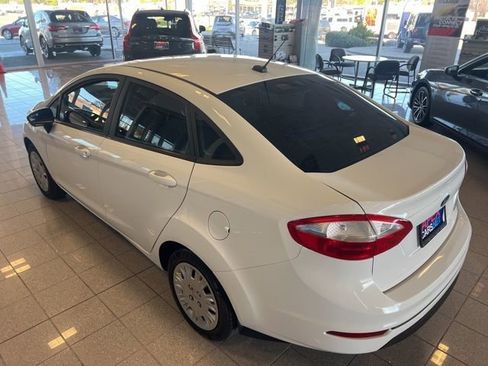 Used 2018 Ford Fiesta S image 10