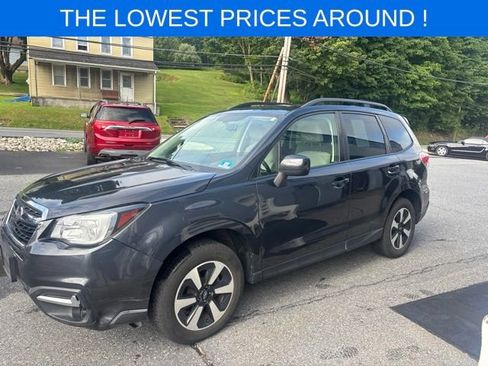 Used 2018 Subaru Forester 2.5i Premium w/ All-Weather Package AWD/4WD image 2