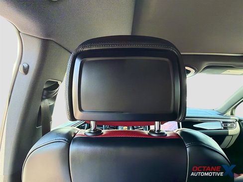 Used 2022 Porsche Macan S AWD/4WD image 27