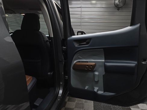 Used 2024 Ford Maverick Lariat FWD image 40
