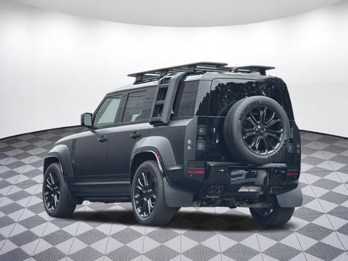 New 2026 Land Rover Defender 110 OCTA AWD/4WD image 3