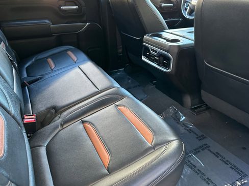 Used 2021 GMC Sierra 2500 AT4 w/ AT4 Premium Plus Package image 18