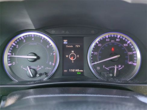 Used 2019 Toyota Highlander XLE image 28