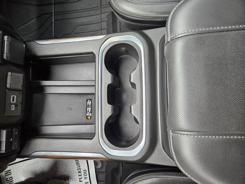 Used 2023 Chevrolet Silverado 3500 High Country image 18