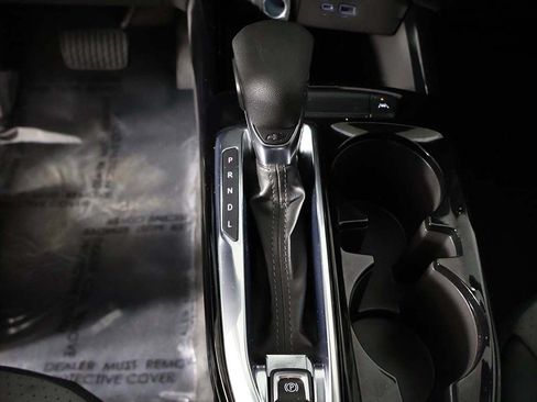 Used 2025 Chevrolet Trax LT w/ Driver Confidence Package FWD image 41