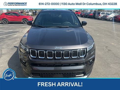 Used 2023 Jeep Compass Limited image 9