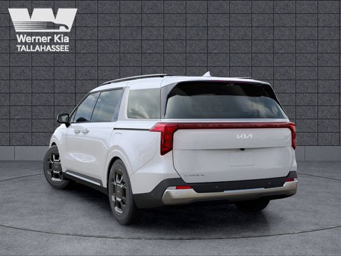 New 2026 Kia Carnival SX image 4