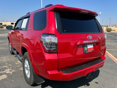 Used 2022 Toyota 4Runner SR5 Premium w/ Moonroof Package RWD image 4