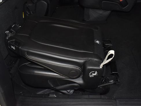 Certified 2025 Chrysler Pacifica Select FWD image 20
