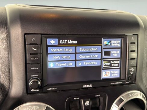 Used 2017 Jeep Wrangler Unlimited Rubicon AWD/4WD image 33