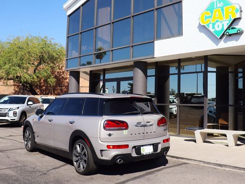 Used 2022 MINI Cooper Clubman S image 17
