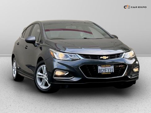Used 2017 Chevrolet Cruze LT image 15