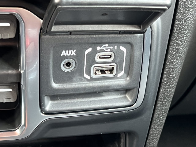 New 2027 Jeep Wrangler Unlimited Sahara AWD/4WD image 27