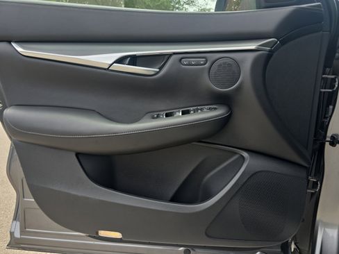 Used 2025 INFINITI QX50 Luxe AWD/4WD image 27