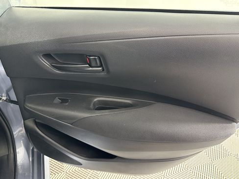 Used 2022 Toyota Corolla LE FWD image 26