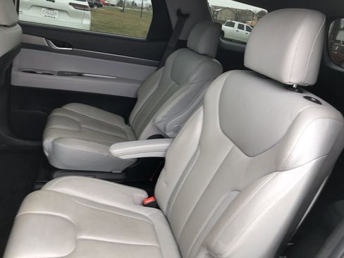 Used 2021 Hyundai Palisade SEL w/ Premium Package image 13