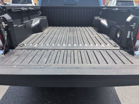 Used 2019 Toyota Tacoma TRD Off-Road AWD/4WD image 23