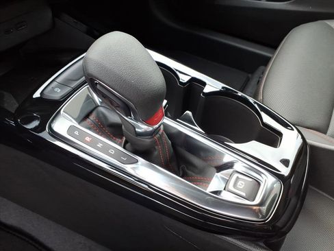 New 2026 Chevrolet Trax RS w/ Sunroof Package image 17